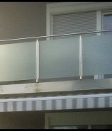 DOMINOX; Inoks balkonska ograja z jedkanim,  kaljenim steklom_2725.jpg